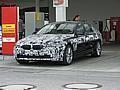 Kaum getarnt: der neue 5er BMW. Foto: Auto-Reporter/Stanka